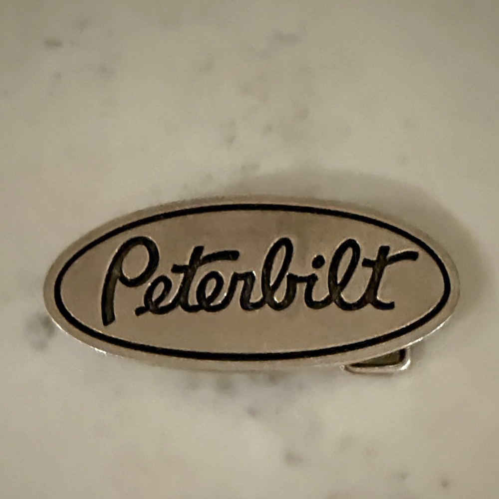 Peterbilt belt, buckle Oval Script Silver and Black